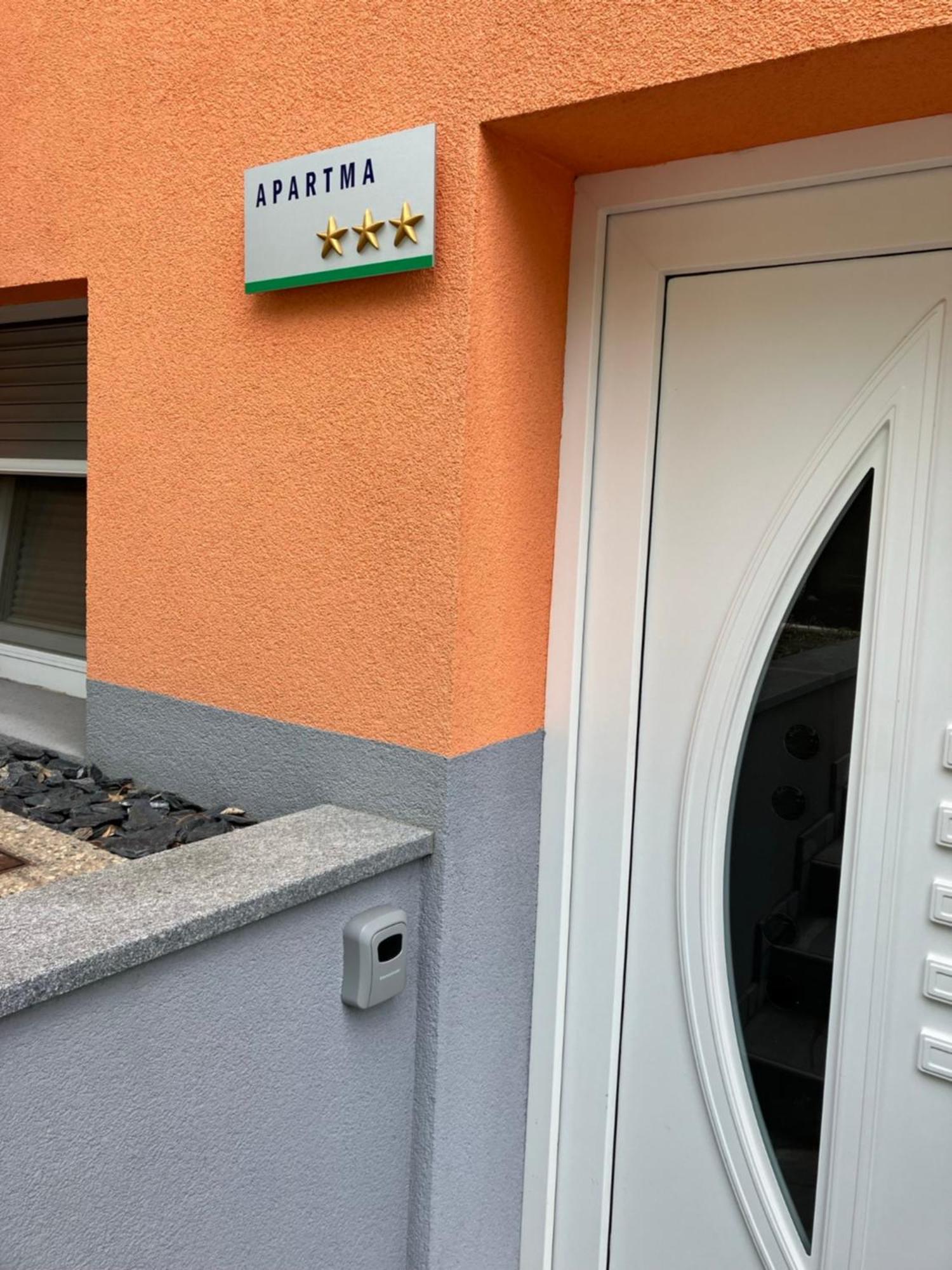 Apartment Arpa Ljubljana Buitenkant foto